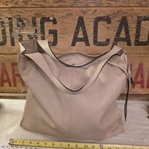 Gianni Chiarini Leather Tote Bag - Made In Italy